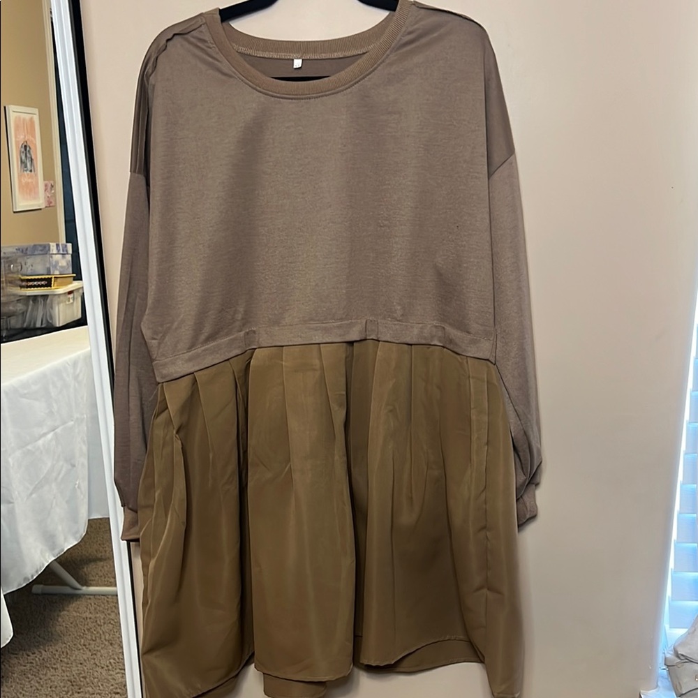 Boutique Two-Tone Brown and Tan XL Long Sleeve Dress NWOT